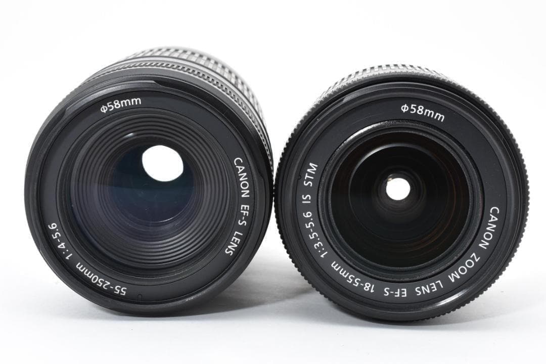 ■極少ショット■ キヤノン　Canon EOS Kiss X7 Wレンズキット