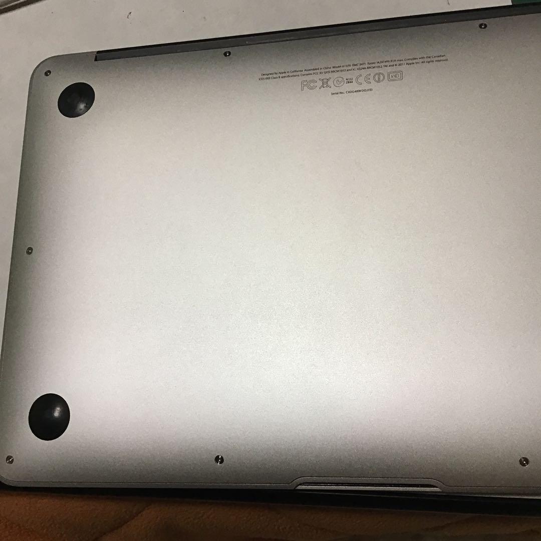 MacBook本体 MacBook Air (11-inch, Mid 2011)
