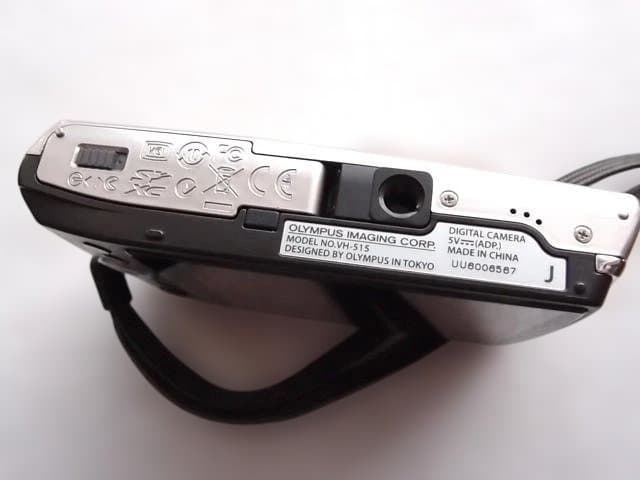 美品 OLYMPUS STYLUS VH-515 シルバー