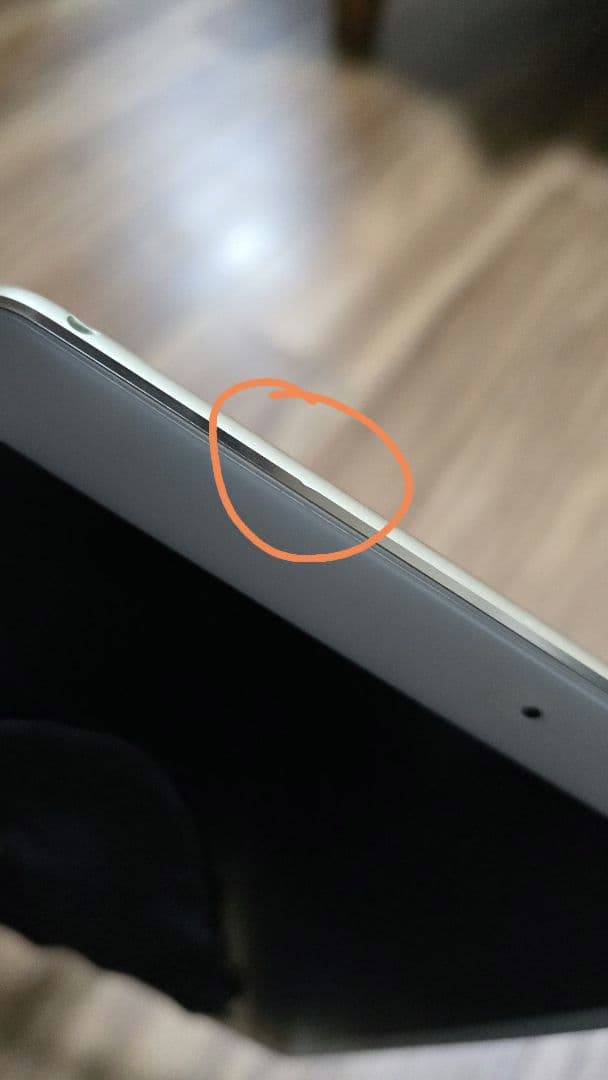 iPad Air2 Wi-Fiモデル 128GB ゴールド (プレゼント付き！)