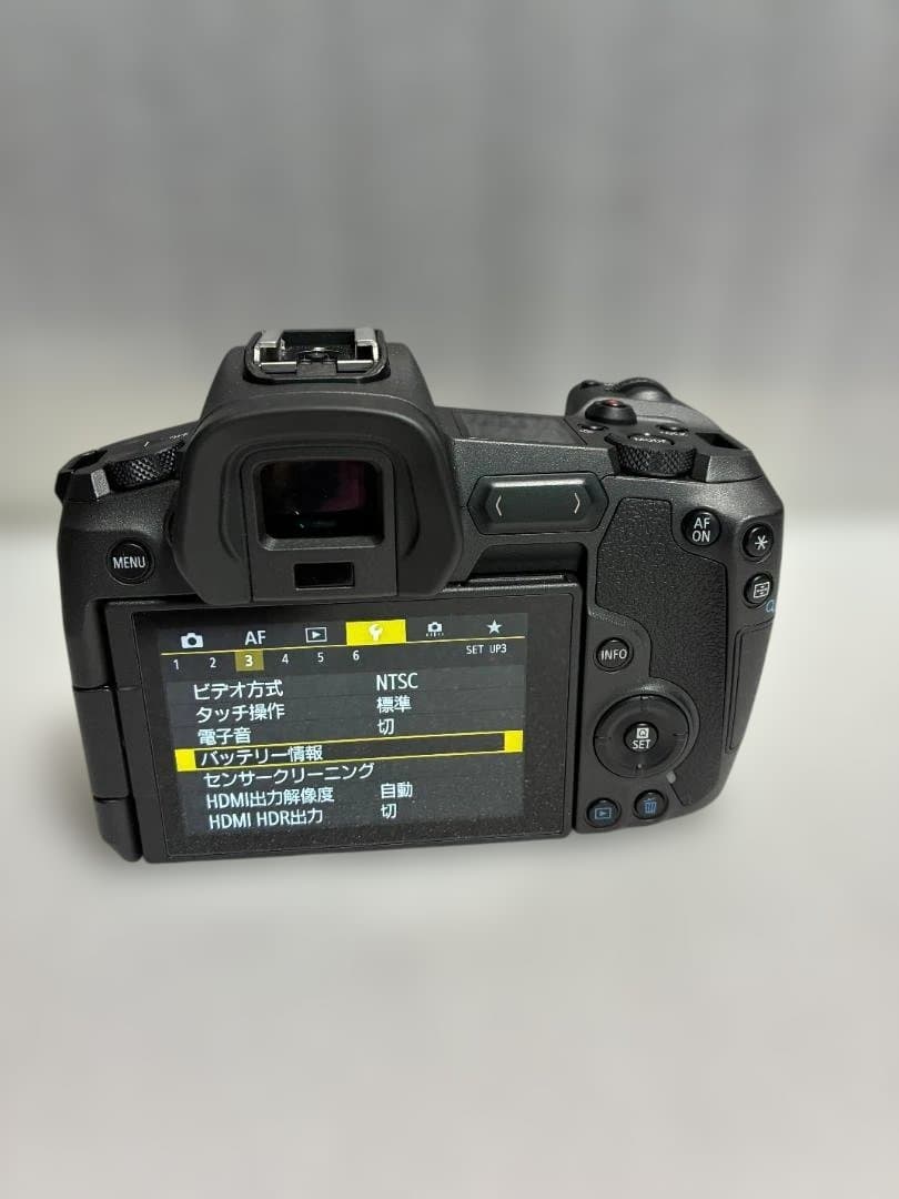 Canon EOS R ボディ （ショット数2,000枚以下 ≪美品≫）