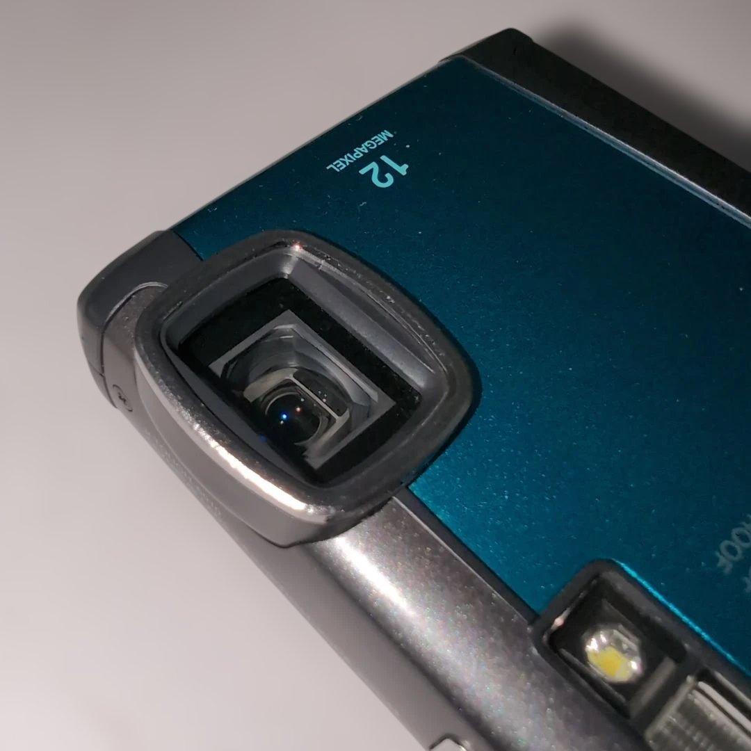 Olympus μ Tough-6010 12MP コンパクトデジタルカメラ