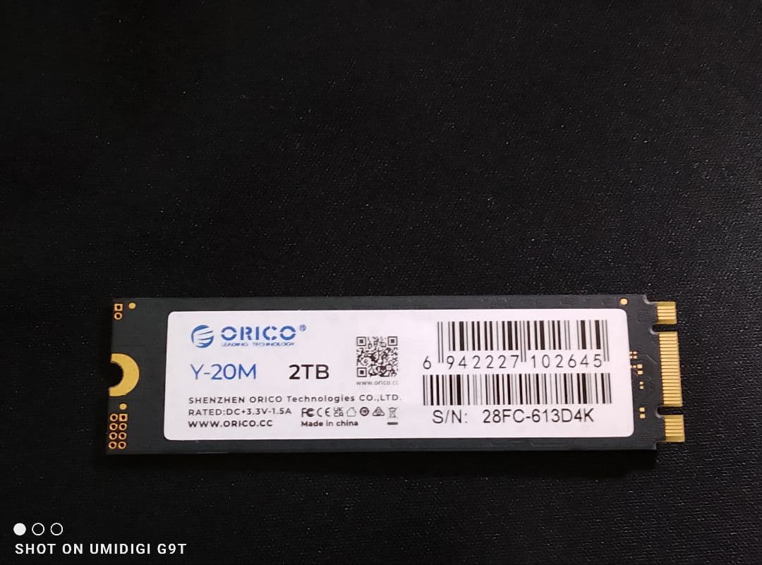 送料無料【ほぼ未使用】ORICO Y20M M.2 SATA SSD 2TB ➂