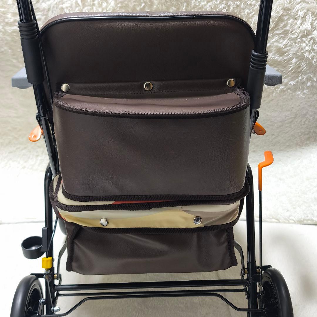 シルバーカー 手押し車 座れる ブレーキ付 送料無料 ボックスタイプ 美品