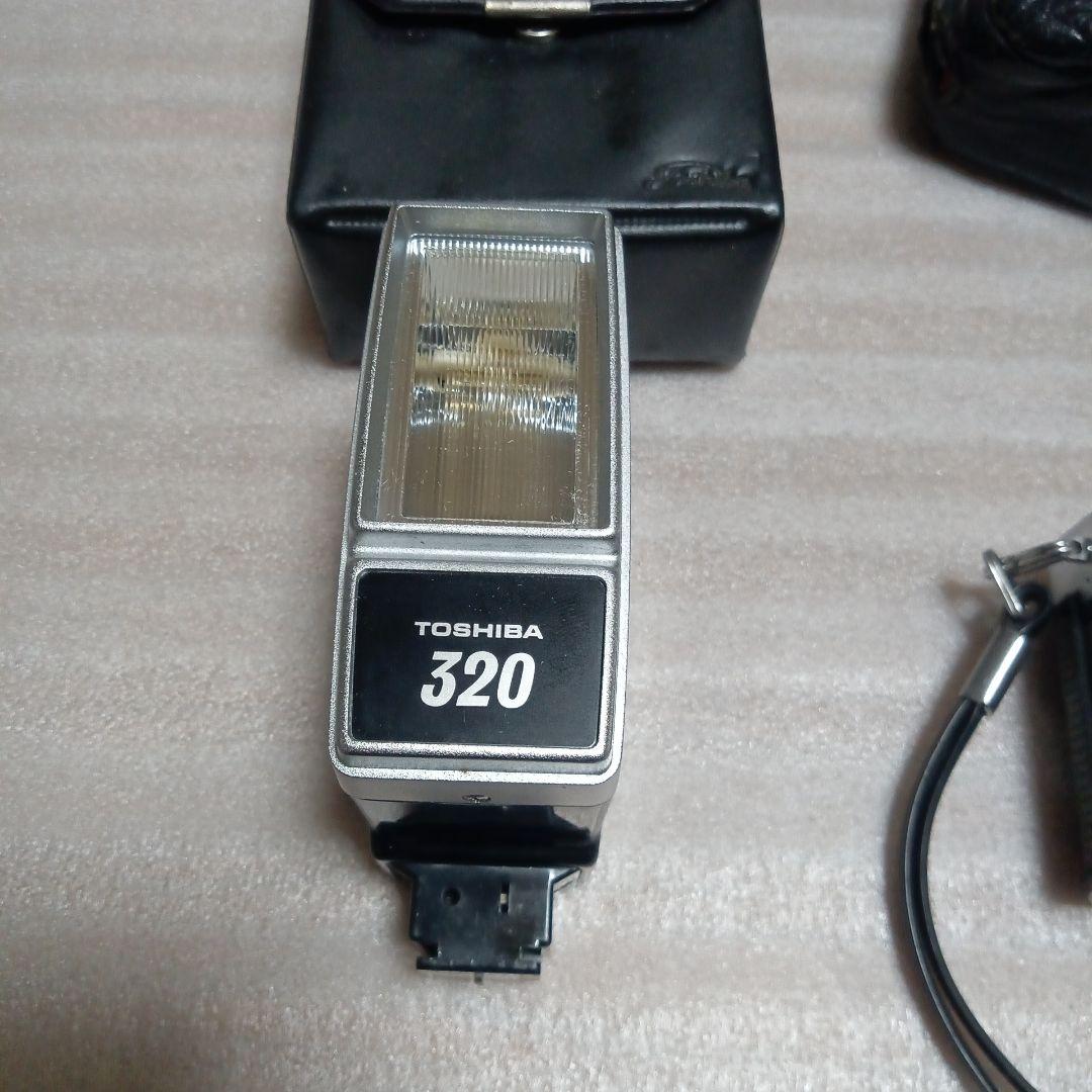 OLYMPUS PEN フィルムカメラ TOSHIBA 320フラッシュ付き