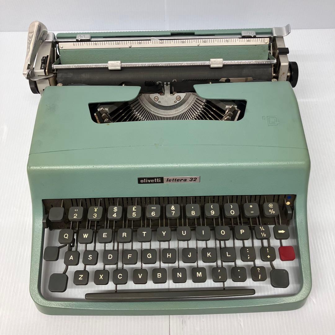【olivetti/オリベッティ】lettera 32 タイプライター　レトロ