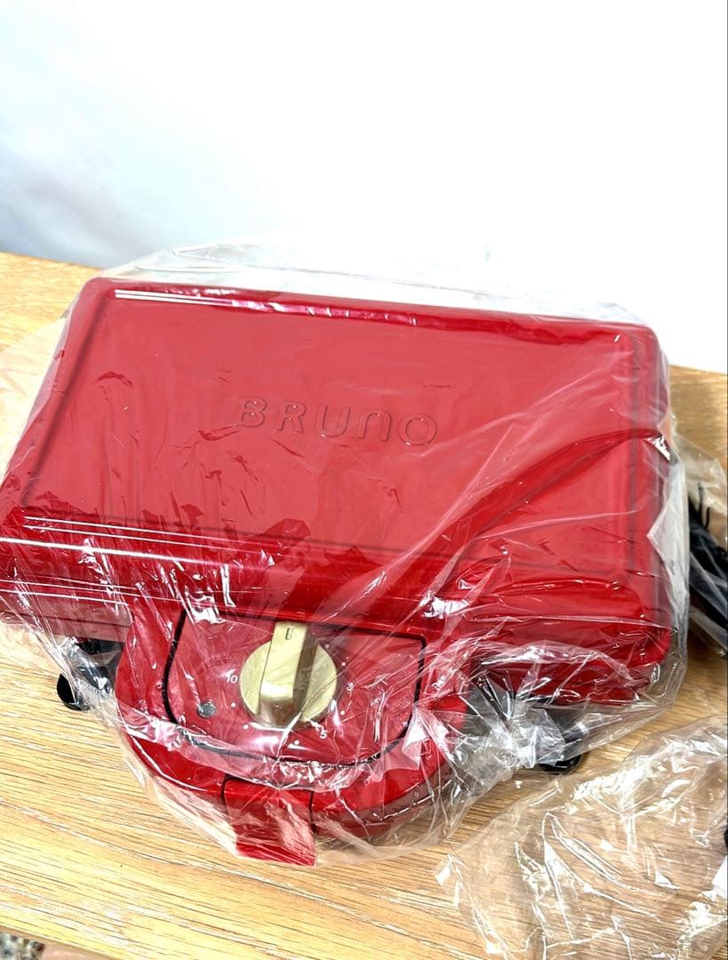新品未使用　ブルーノ BRUNO ホットサンドメーカーBOE044-RD