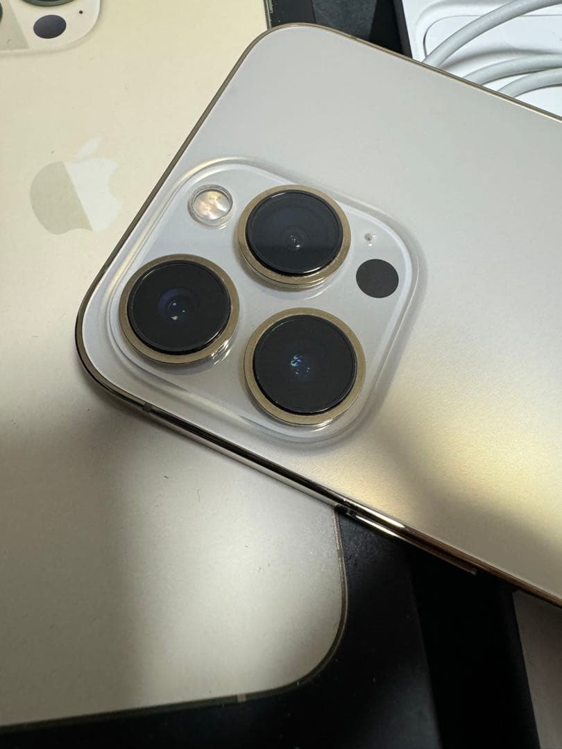 【美品】Iphone 13 Pro 256GB ゴールド シムフリー セット