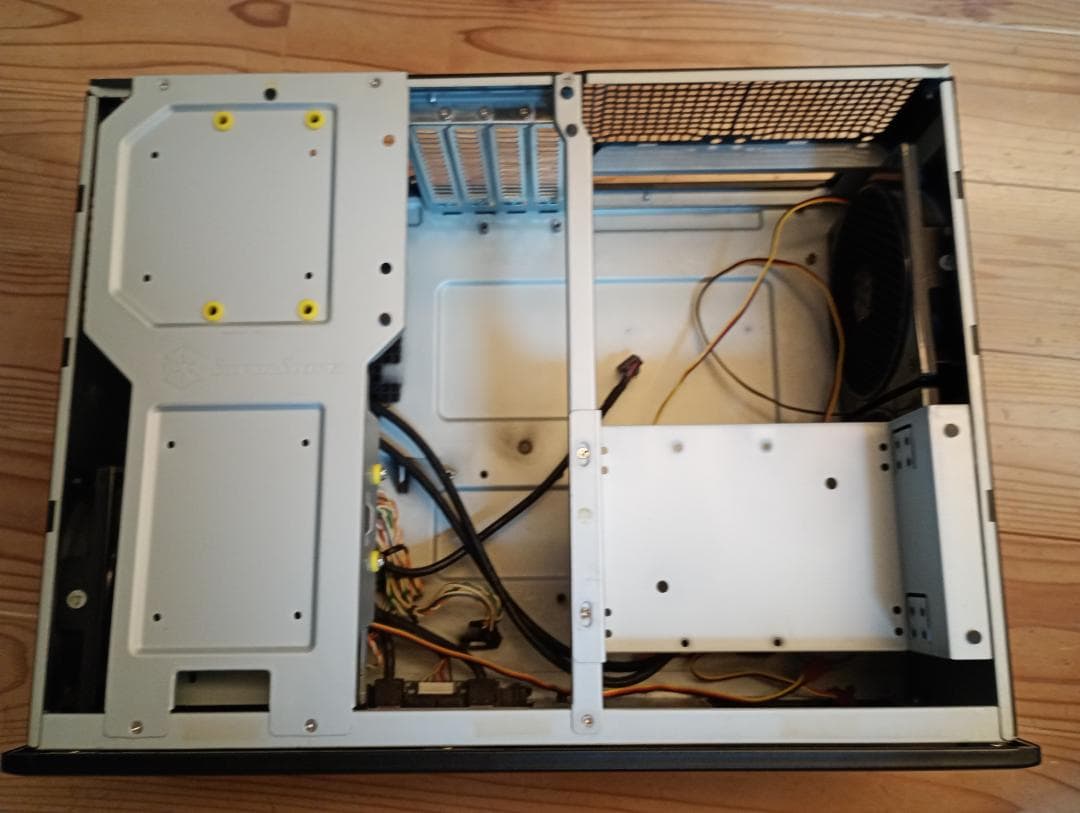 SILVERSTONE SST-GD05B-USB3.0 PCケース