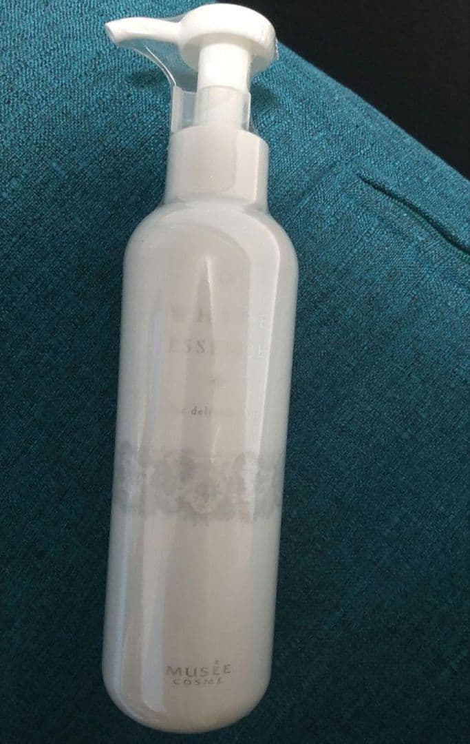 ミュゼ ホワイトエッセンスforデリケートスキン 業務用   200ml