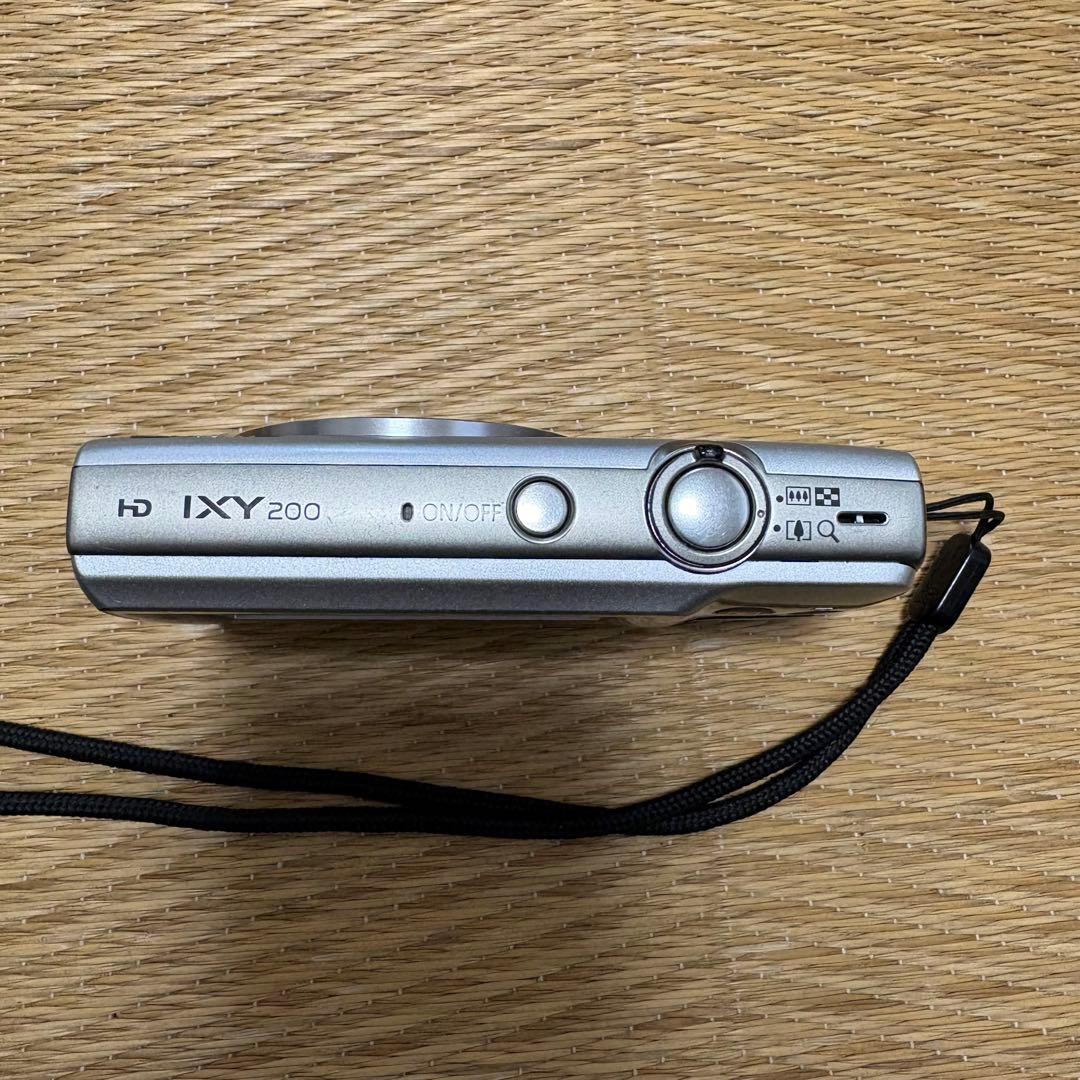 Canon IXY 200 コンデジ