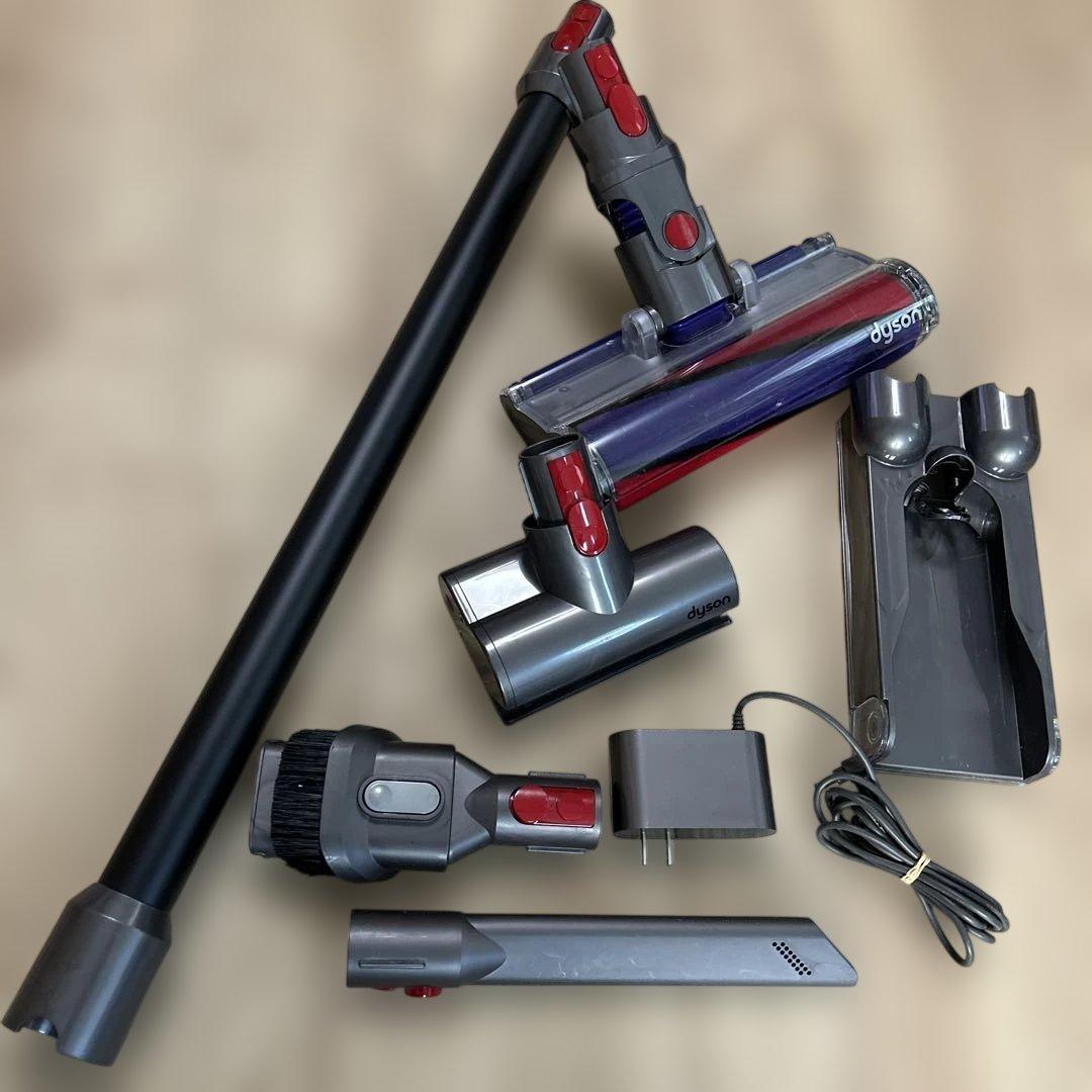 Dyson V10 フルセット+本体ユニット　　 (ジャンク)
