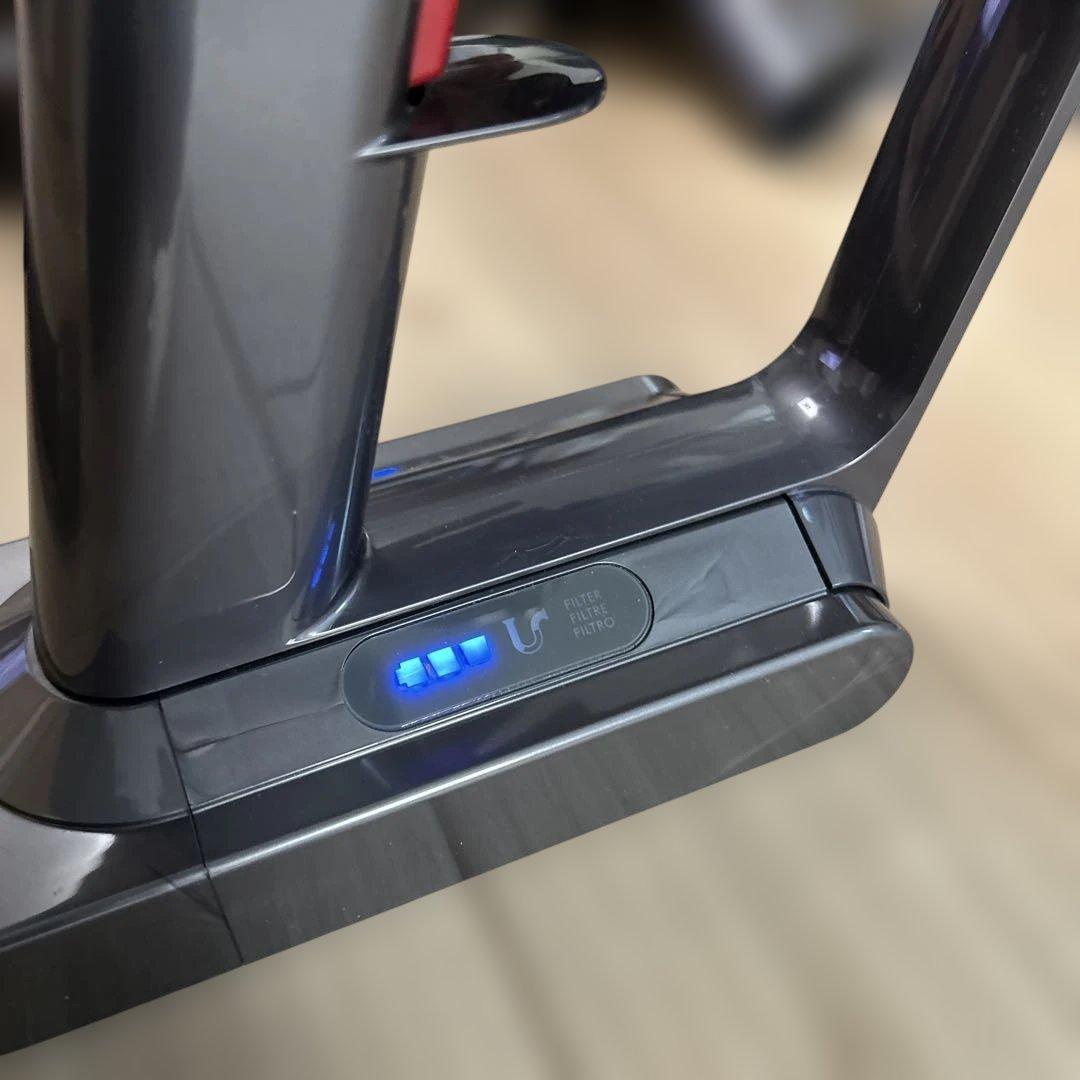 Dyson V10 フルセット+本体ユニット　　 (ジャンク)