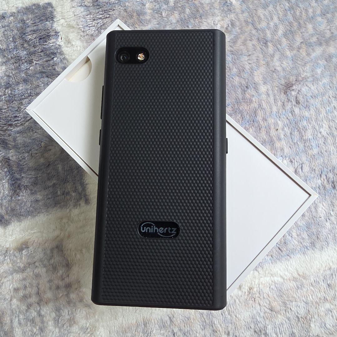 スマートフォン本体 uniheartz Titan Slim