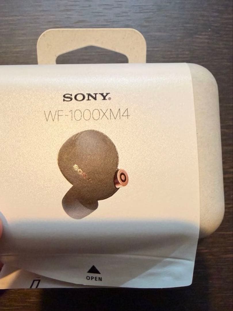 Sony WF-1000XM4 ブラック　完全ワイヤレスイヤホン