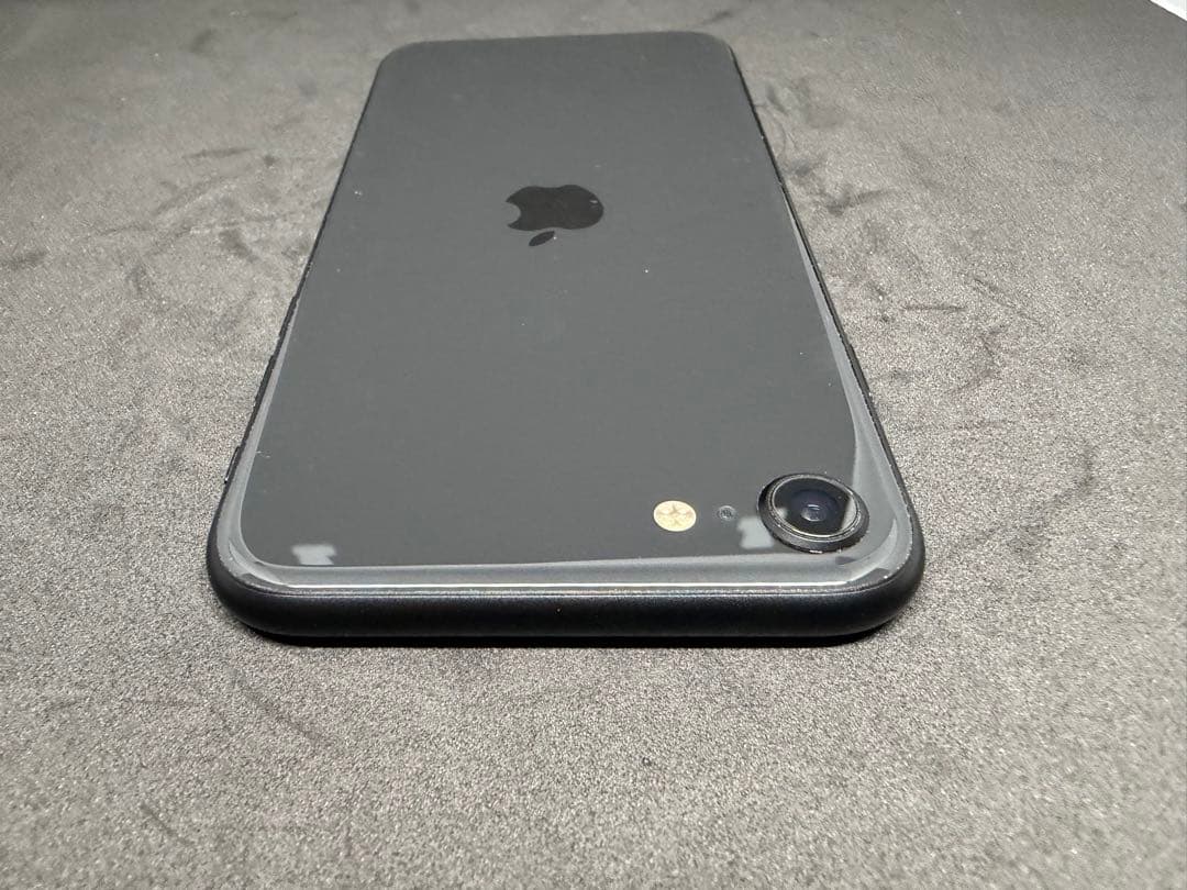 iPhone SE 第二世代 64GB ブラック