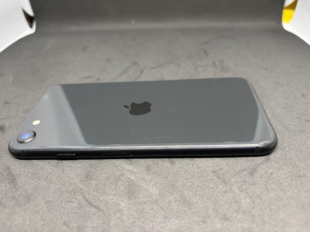 iPhone SE 第二世代 64GB ブラック