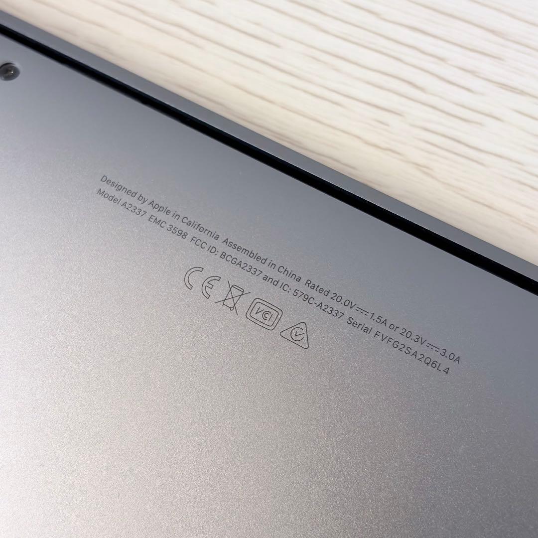 【極美品】MacBook Air M1,2020 / 256GB 8GB