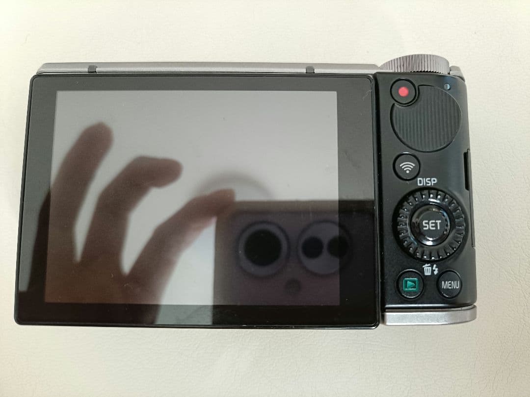CASIO EXILIM コンパクトデジタルカメラ　EX-ZR3100