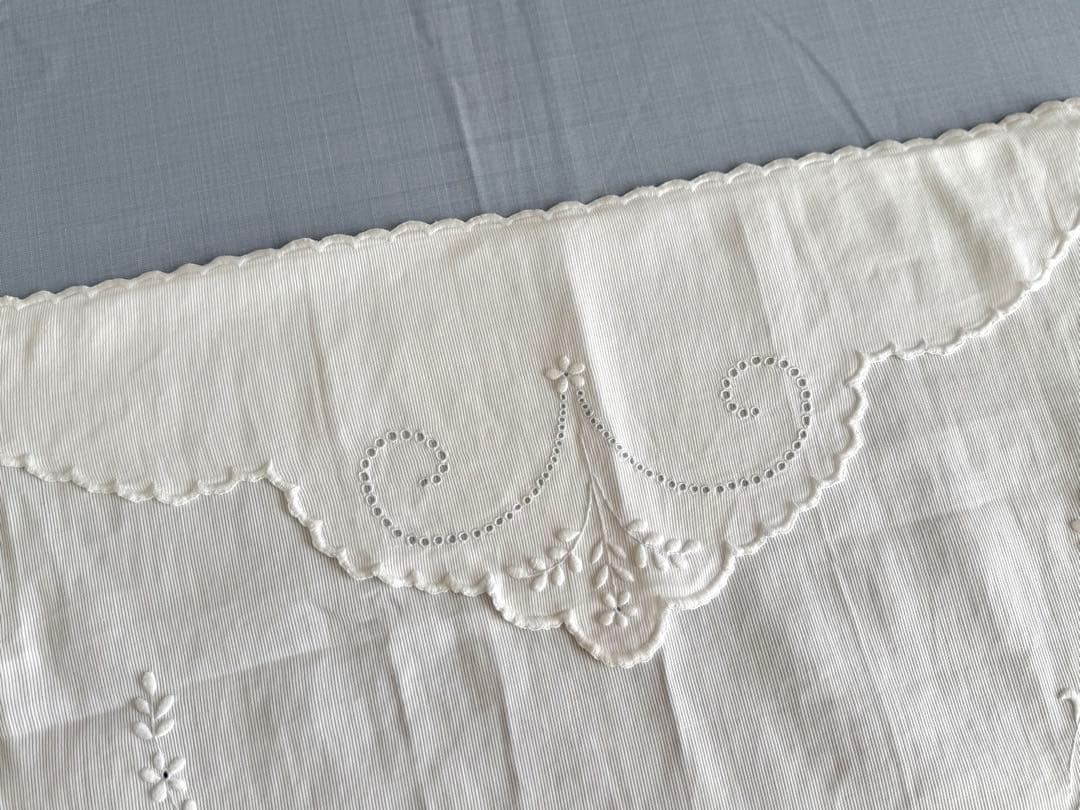 フランスアンティーク◾️刺繍が素敵な大判クロス◾️直輸入品◾️アンティークレース 美品