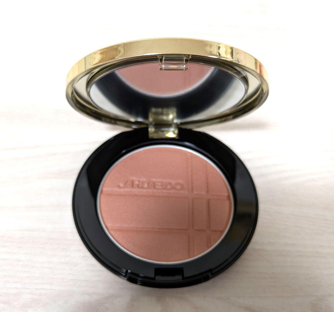 新品★SHISEIDO★ カラー＋グロウ　エンハンサー新発売 04 クリーム付