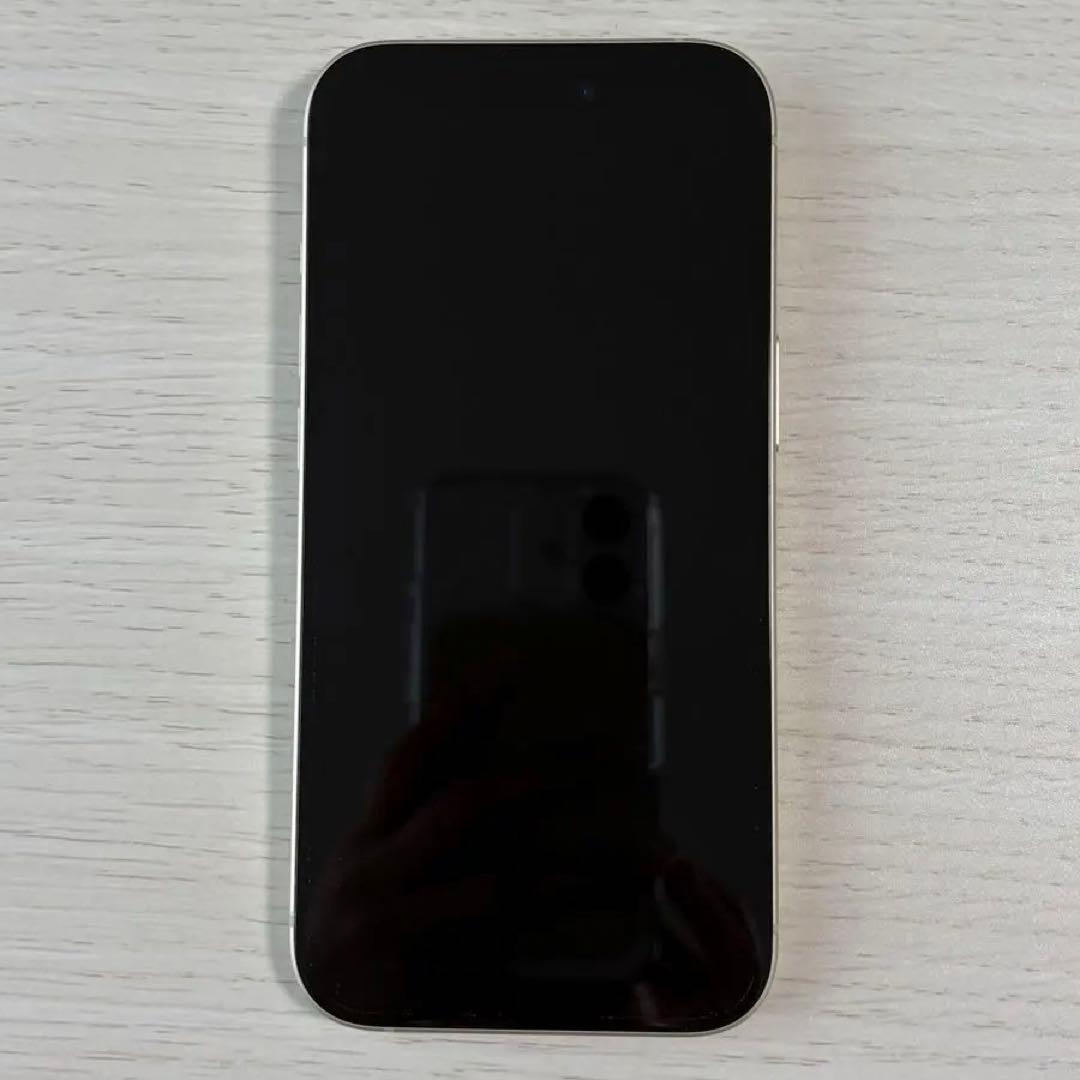 ＊Takumi Keita　iPhone 15 イエロー　128GB