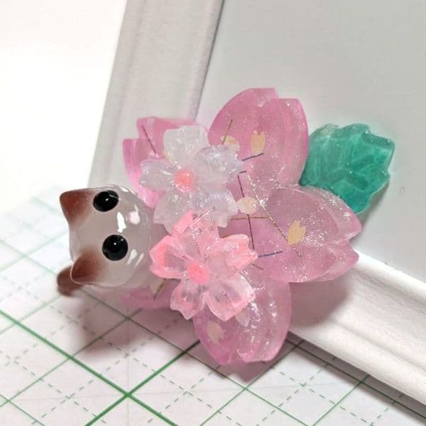 猫　レジンヘアゴム　桜　ネイルヤーン