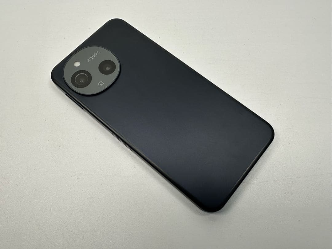 美品 Aquos sense9 au版 SIMフリー ブラック