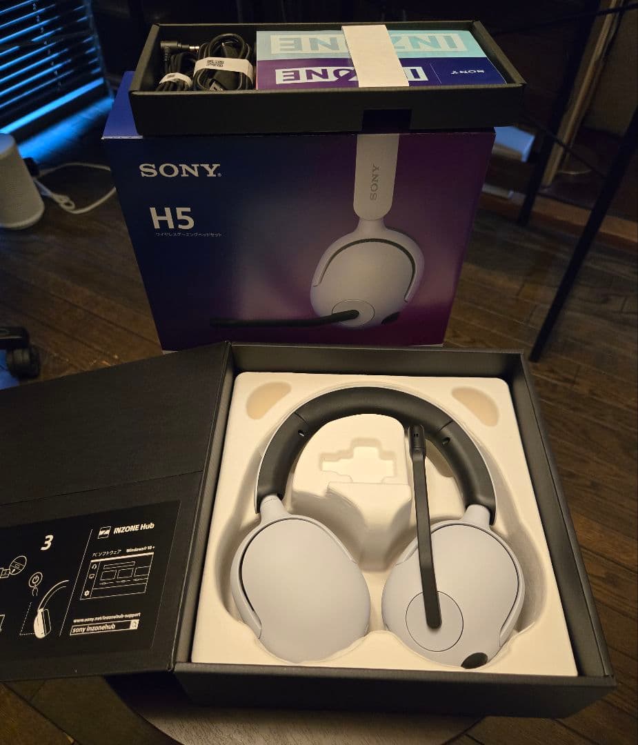SONY INZONE H5 ゲーミングヘッドセット　ホワイト