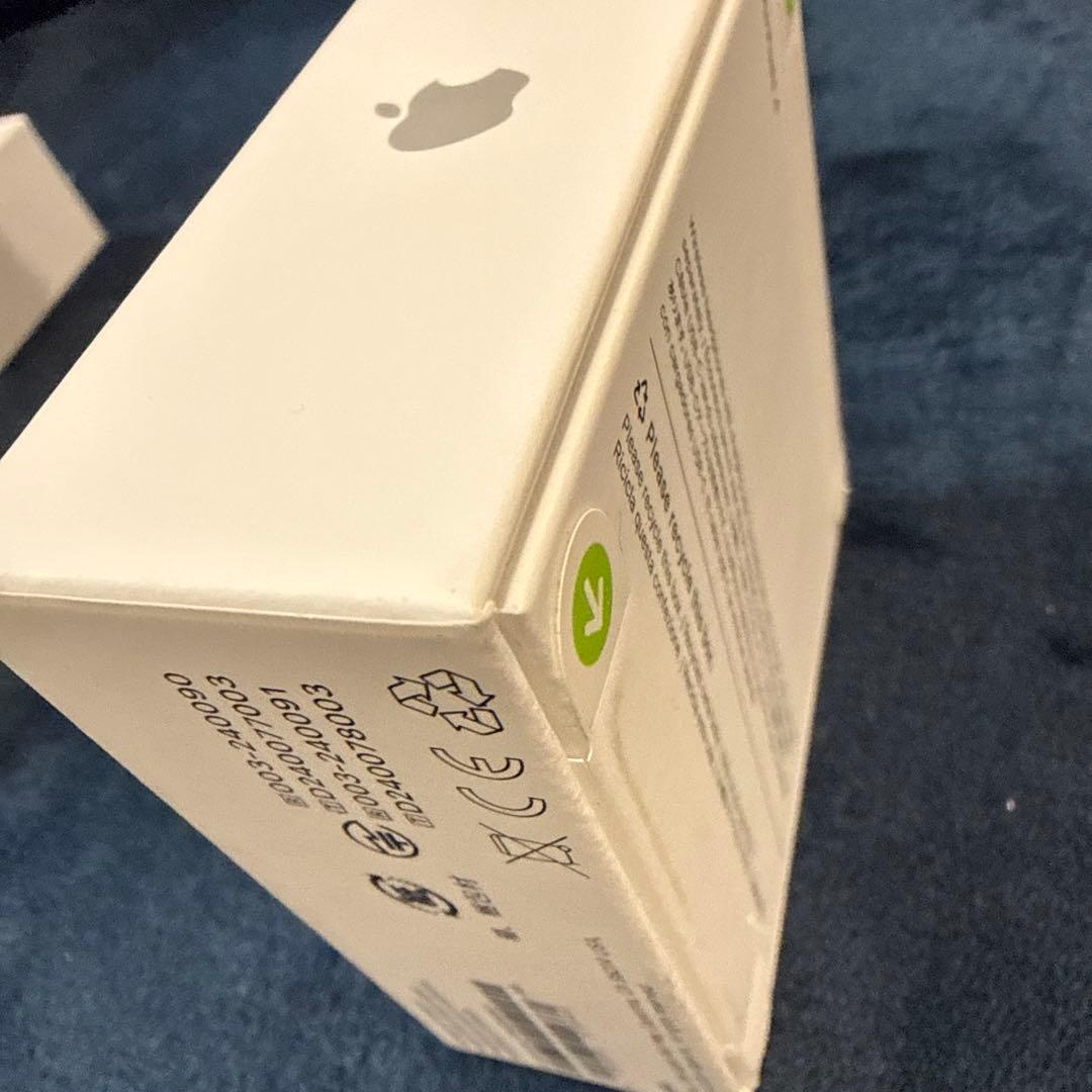 AirPods 4 （ノイズキャンセリング非搭載モデル）　新品未開封