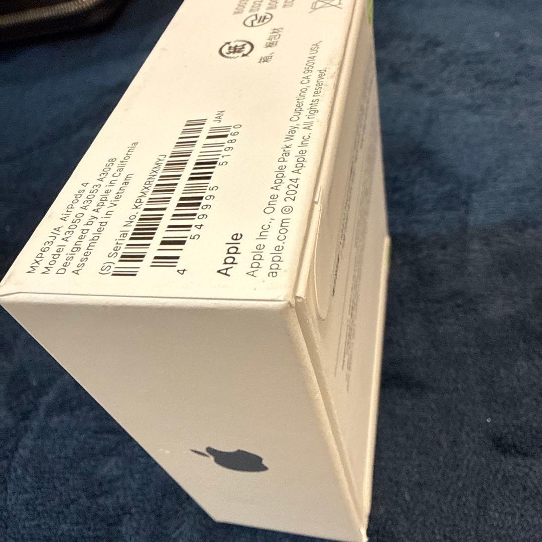 AirPods 4 （ノイズキャンセリング非搭載モデル）　新品未開封