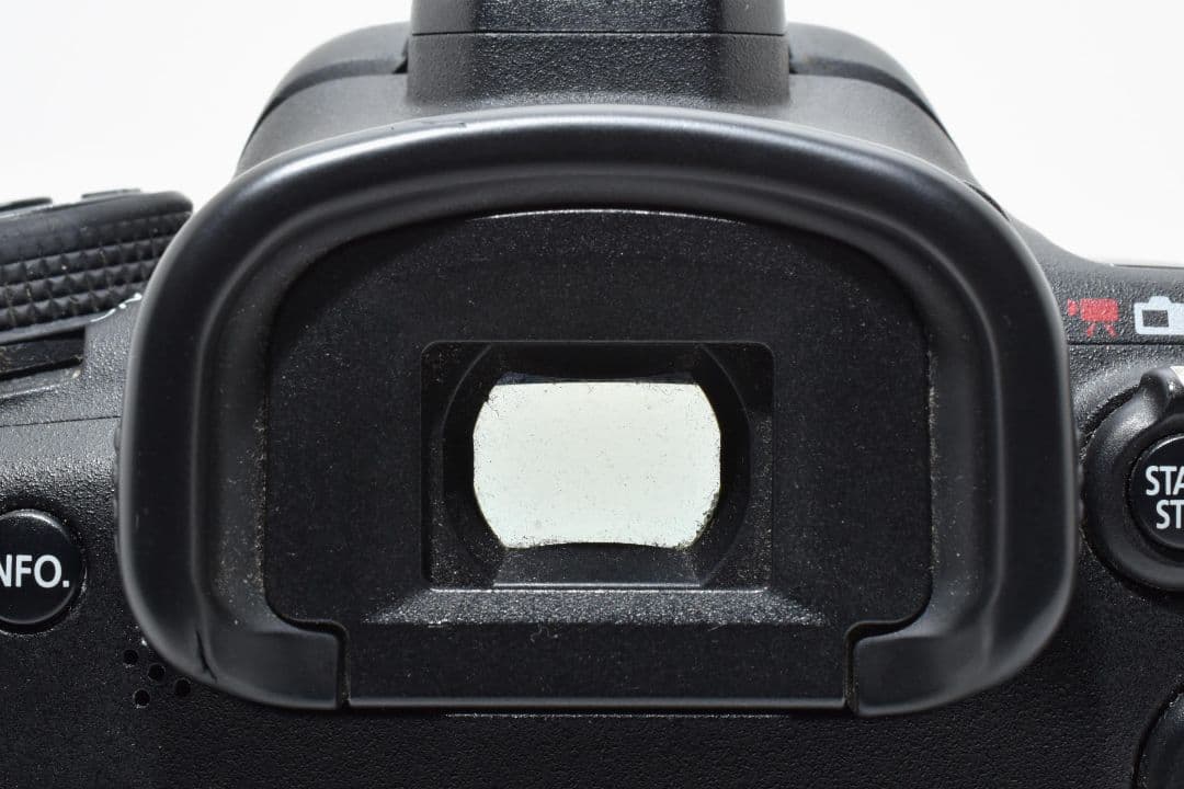 Canon EOS 7D Mark II マーク 2 ボディ
