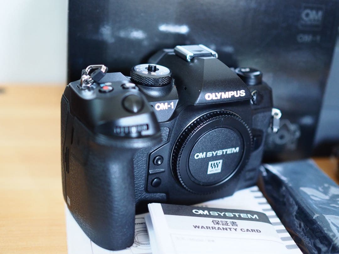 OM-1 デジタルカメラ　OM SYSTEM OLMPUS