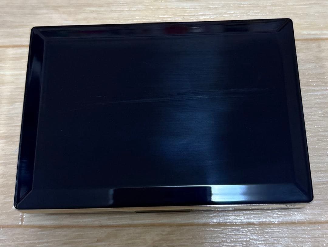 クレドポーボーテ　タンプードルエクラ　オークル00