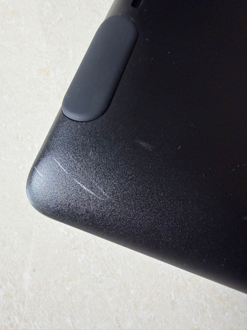 wacom Cintiq 22インチ　液タブ