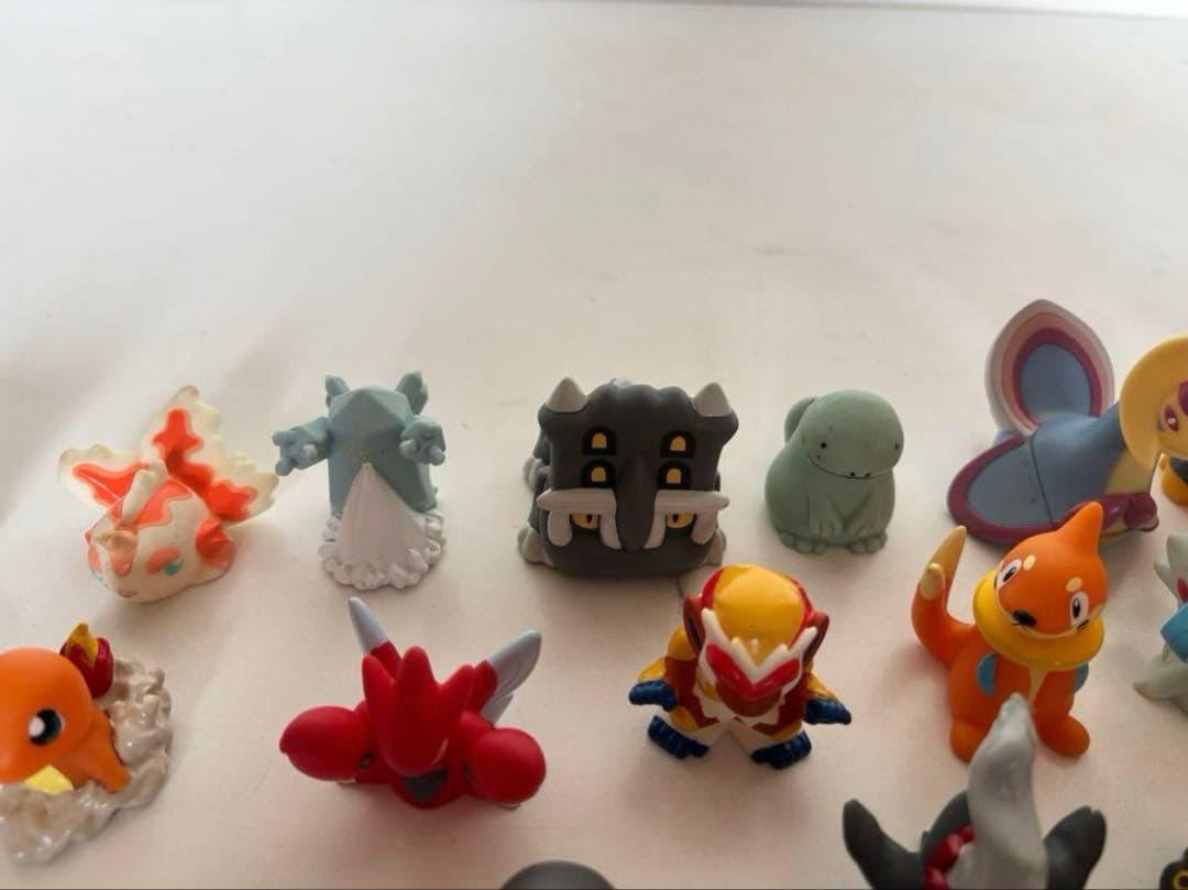 モンコレ　ポケモンキッズ　クリア　指人形　ポケモン　フィギュア　約50匹