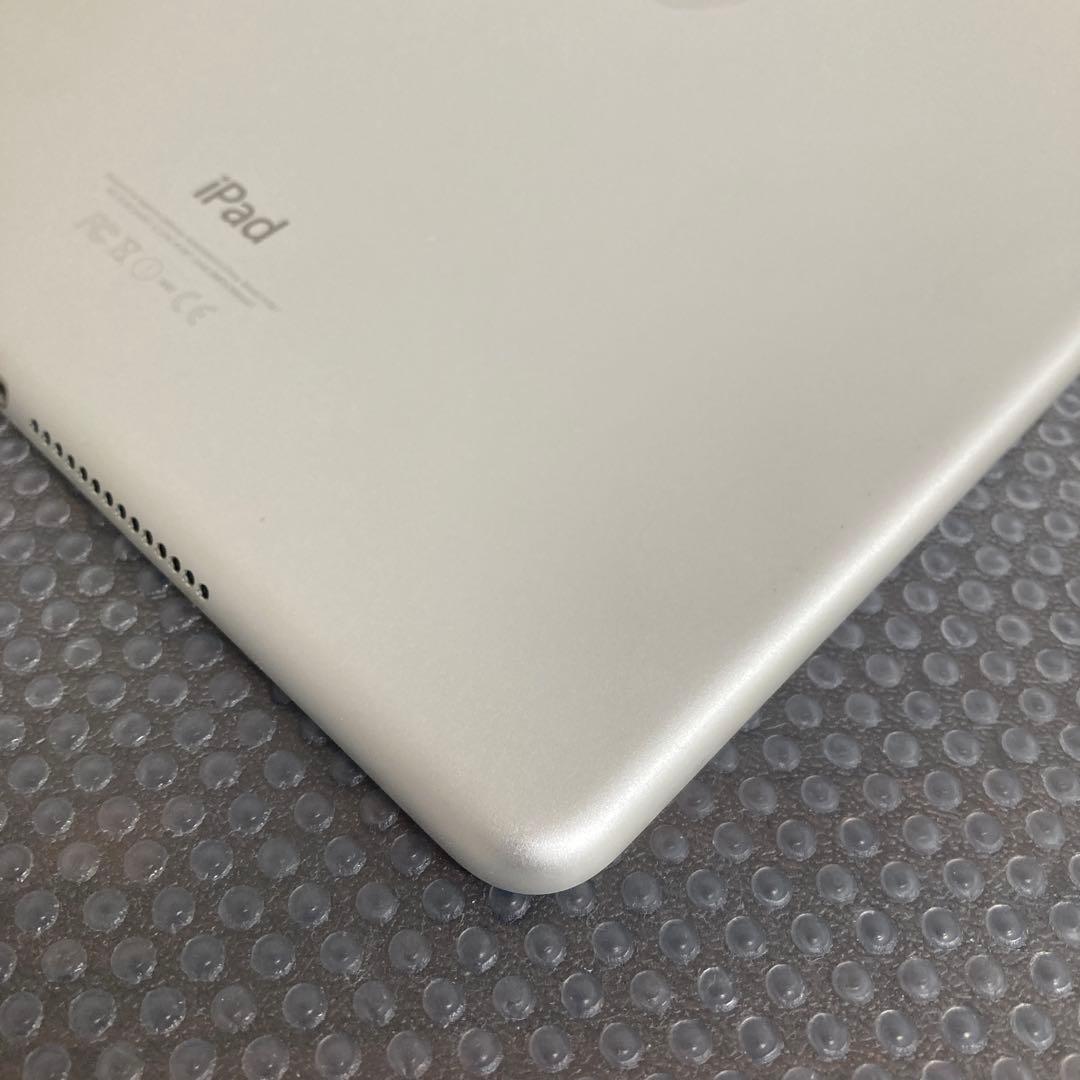 604【早い者勝ち】比較的美品☆iPad Air2 第2世代 32GB ドコモ☆