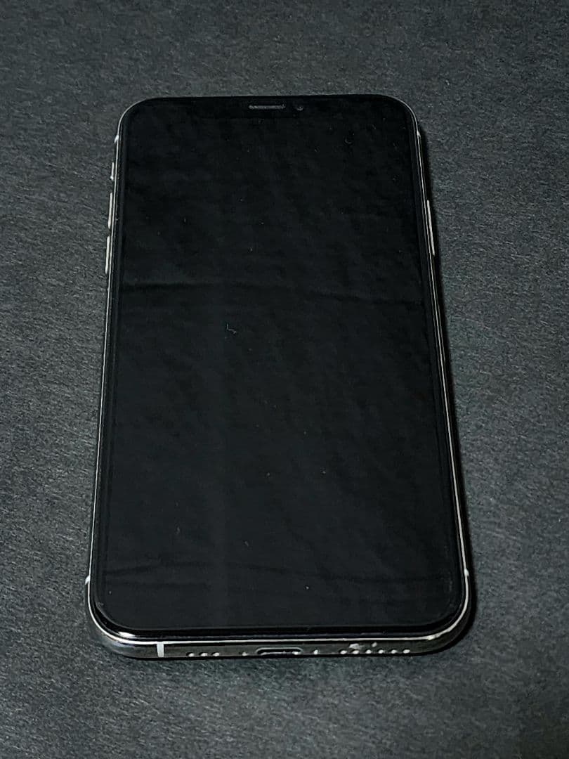 猫*様 Apple iPhone XS 256GB シルバー 箱付き