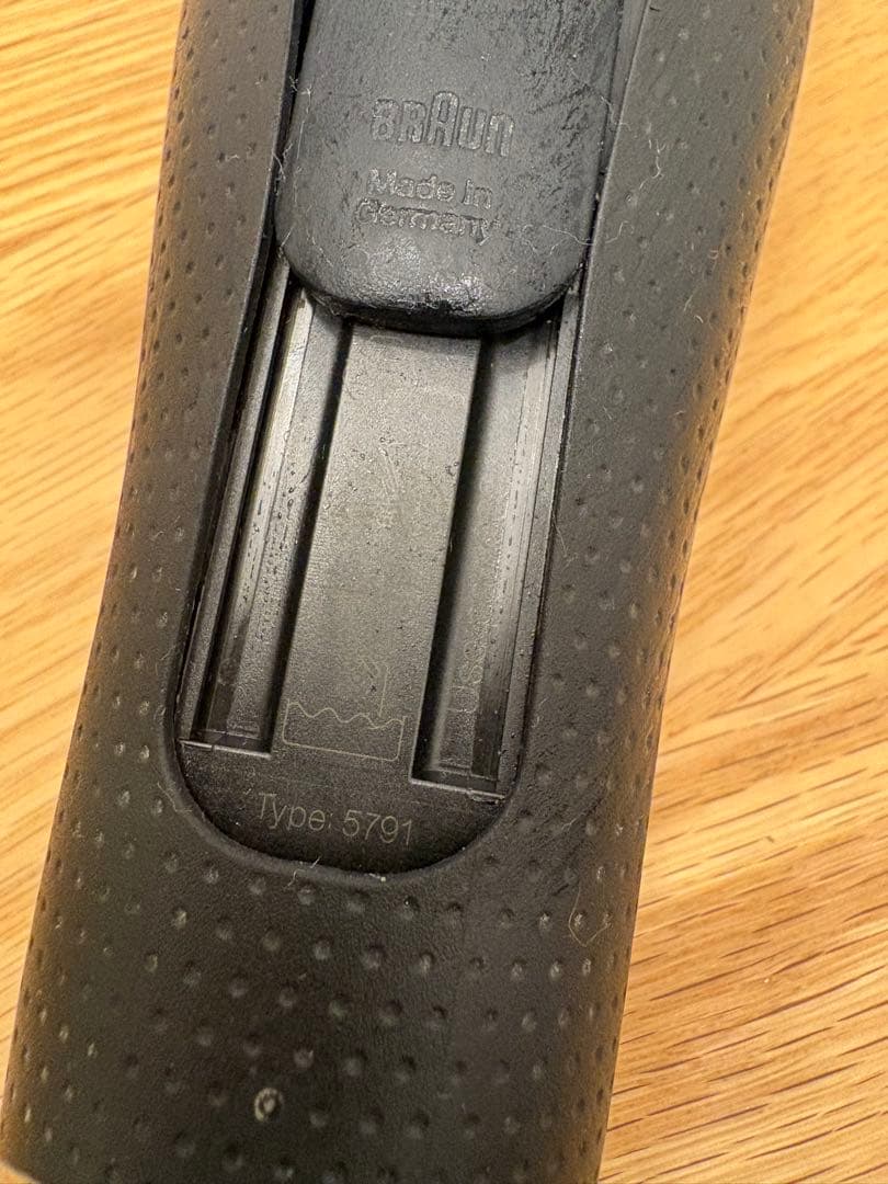 BRAUN（ブラウン）Series 9 メンズ電気シェーバー