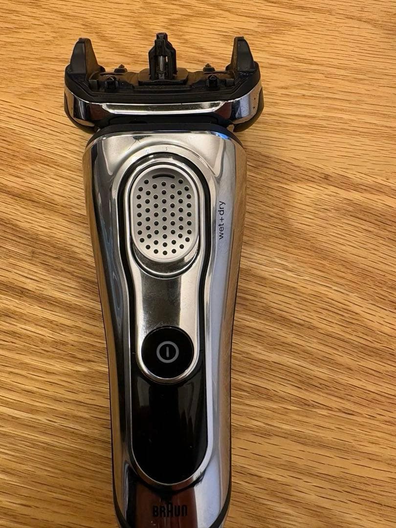 BRAUN（ブラウン）Series 9 メンズ電気シェーバー