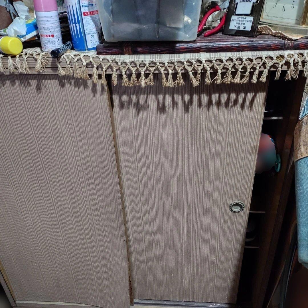 木製ベージュ箪笥　棚付き