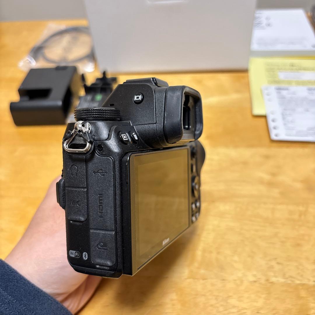 Nikon Z 6 【23年12月新品購入・シャッター回数1.5万】