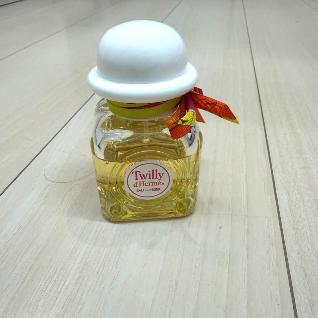 Twilly d'Hermès Eau Ginger 30ml 使用してます