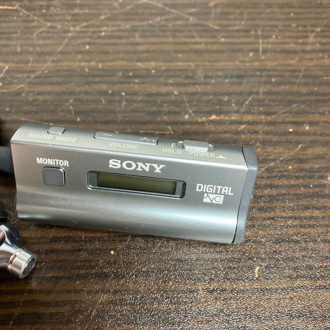 SONY MDR-NC300D ノイズキャンセリングイヤホン