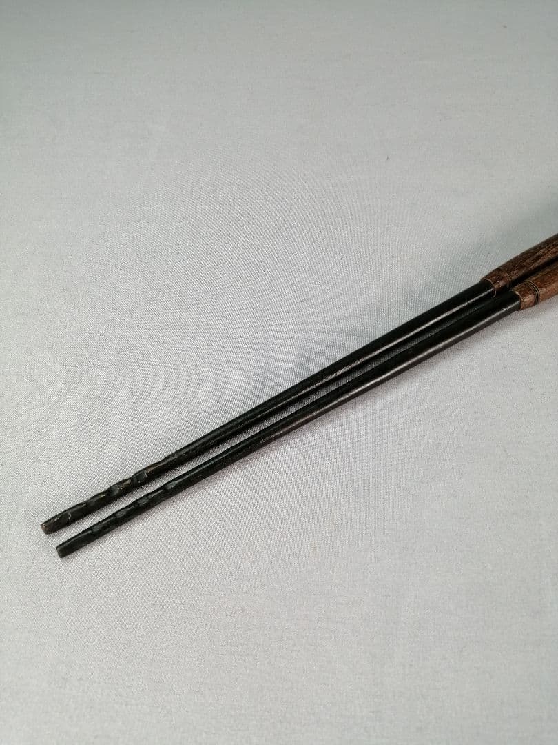 【茶道具】炭点前セット(竹組炭斗、火箸、釜環、紙釜敷、羽箒)　炭道具376