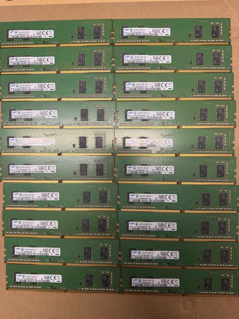 SAMSUNG　デスクトップPC用メモリ　PC4 2GB 22枚セット