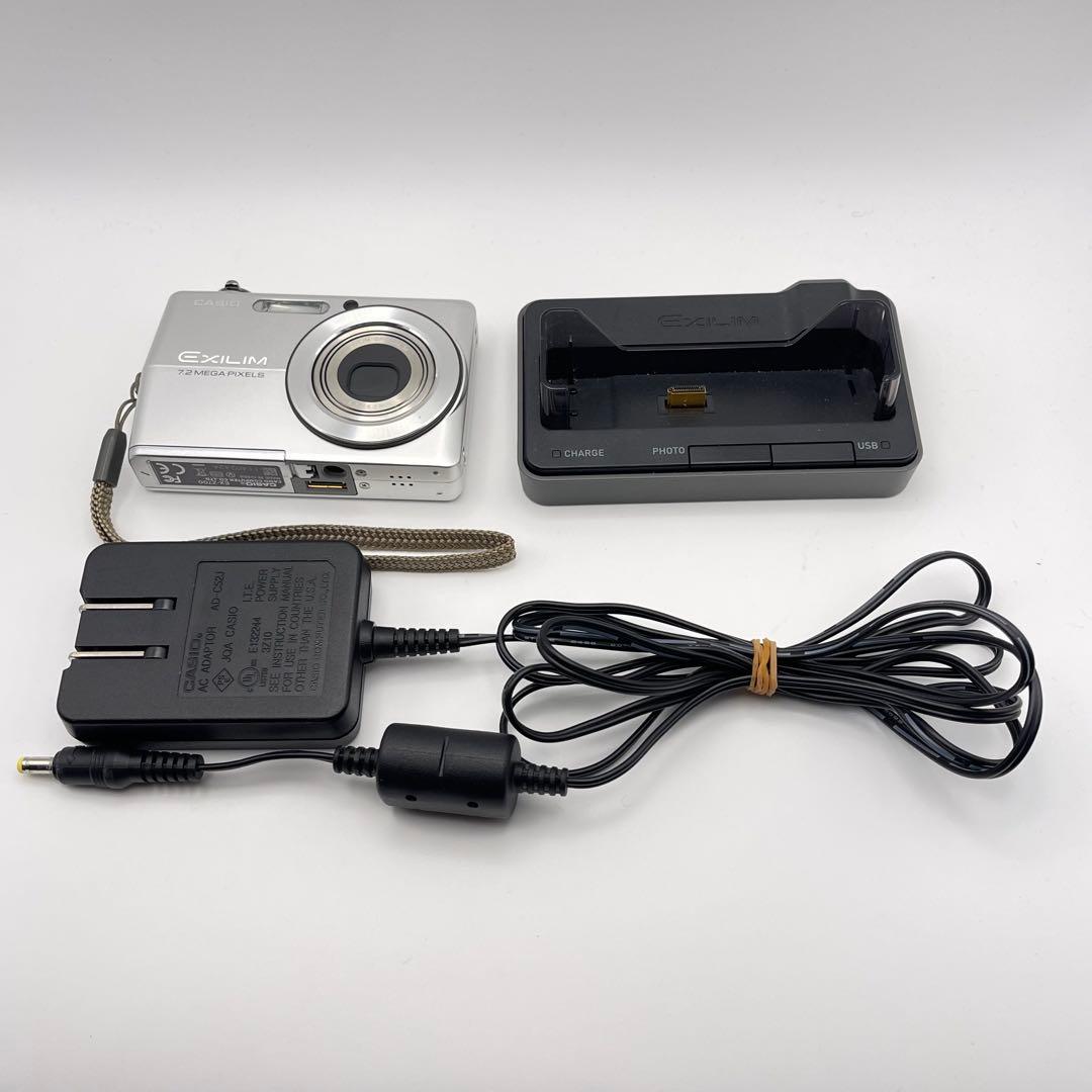 【美品】CASIO EXILIM EX-Z700 silver