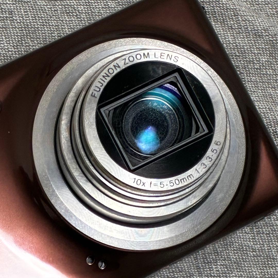 ⭐️外観美品⭐️フジフィルム FUJIFILM FINEPIX F70 EXR
