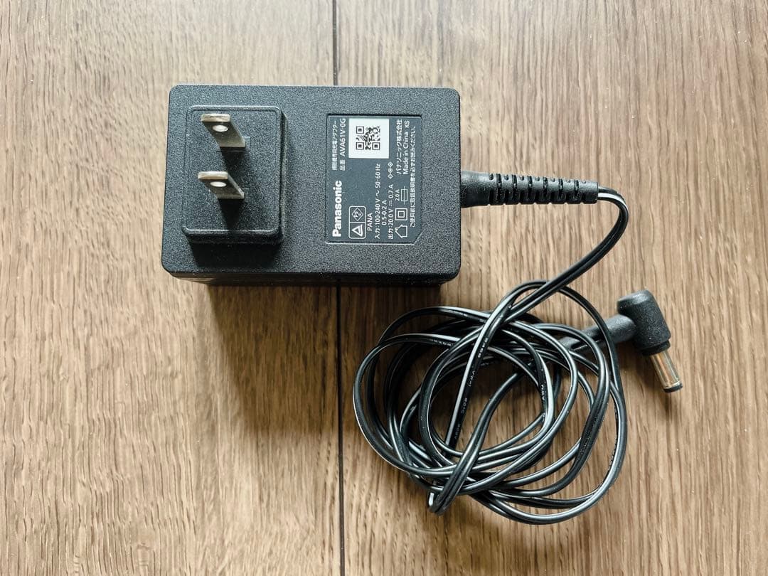 パナソニック 軽量コードレス 掃除機 ホワイト MC-SB32J-W