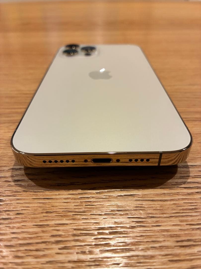 【極美品】Apple iPhone12 ProMax ゴールド SIMフリー本体